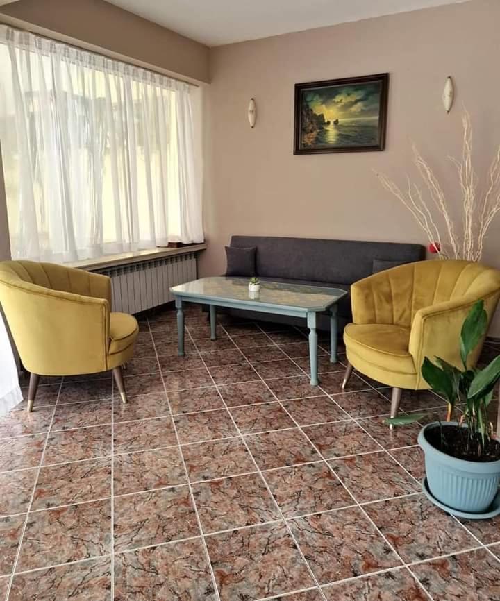 Family Hotel Selena Nesebar Luaran gambar