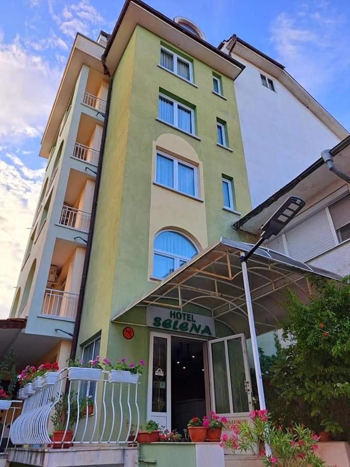 Family Hotel Selena Nesebar Luaran gambar