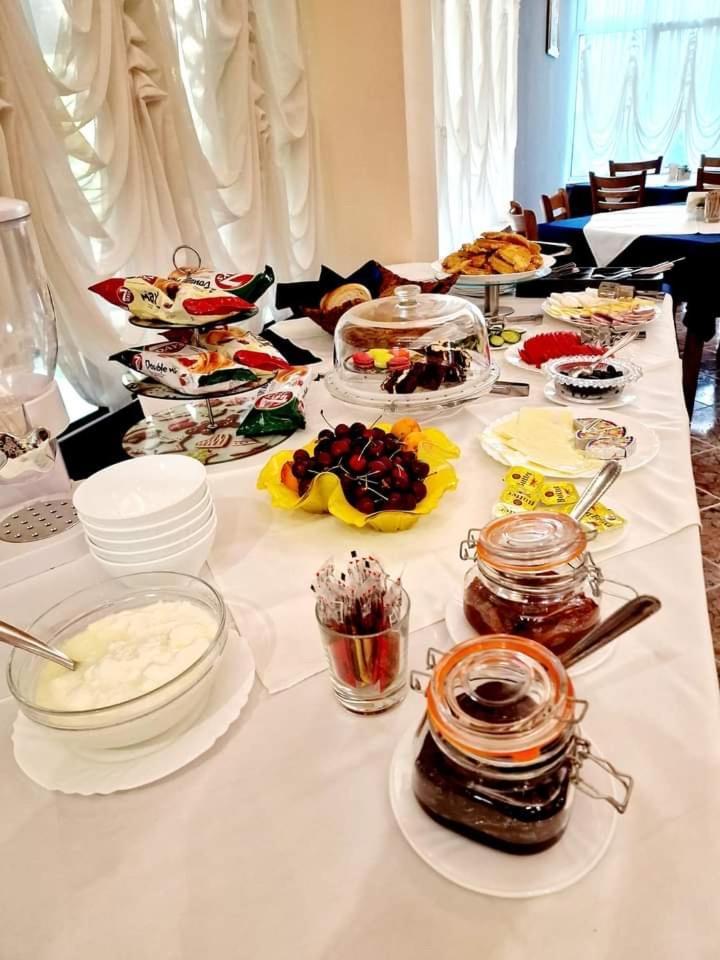 Family Hotel Selena Nesebar Luaran gambar