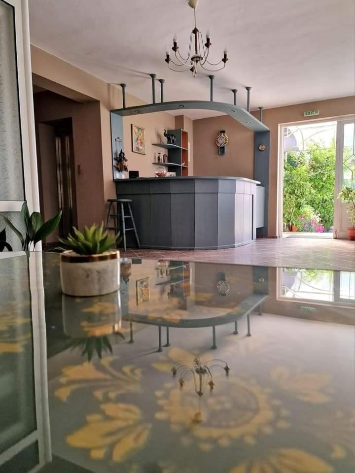 Family Hotel Selena Nesebar Luaran gambar